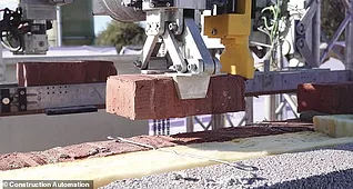 <span>Robot bricklayer is building a three-bedroom house in east yorkshire </span>

